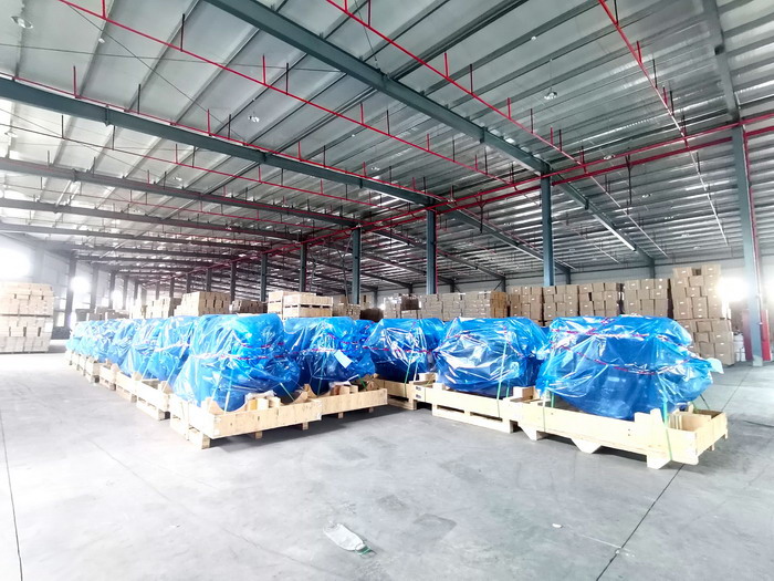 貨物倉庫2.jpg 貨物倉庫2.jpg