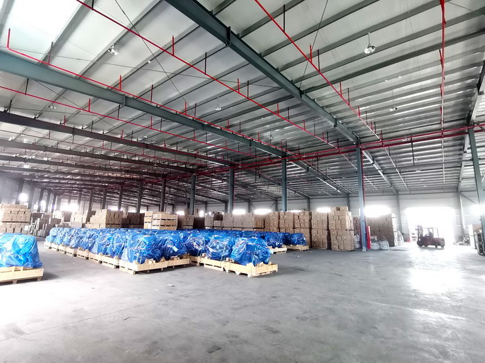 貨運(yùn)中轉(zhuǎn)倉庫1.jpg 貨運(yùn)中轉(zhuǎn)倉庫1.jpg